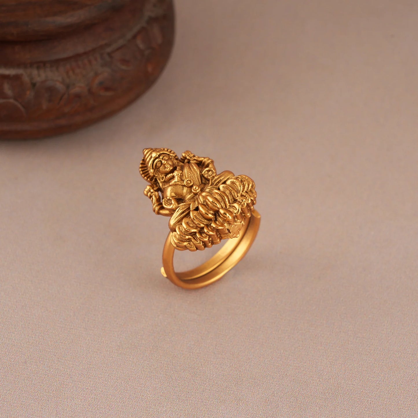 Maa Laxmi Sarvasvi Antique Ring