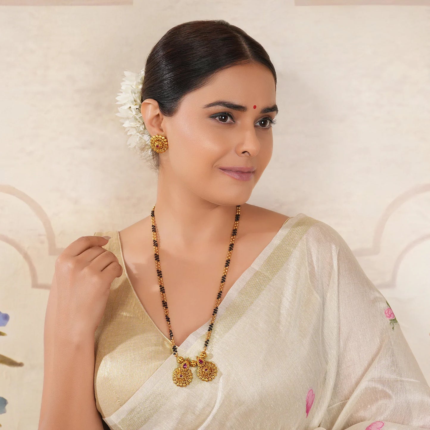 Swarnmangal Traditional Mangalsutra by Jiyavi