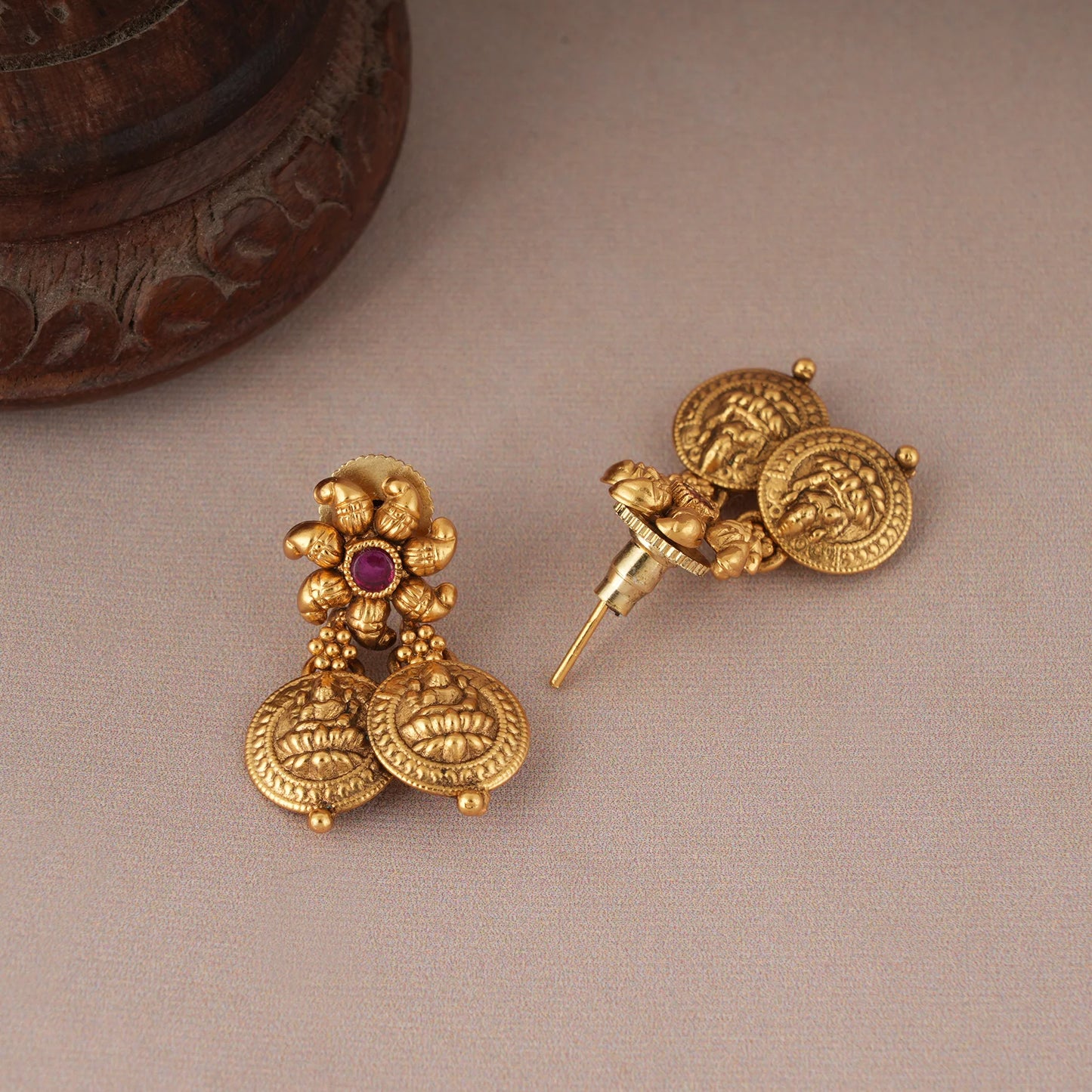 Dhriti Antique-Style Lakshmi Coin Mangalsutra Set