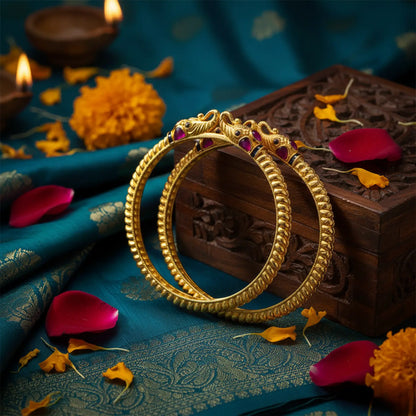 Gaj Bangle Set