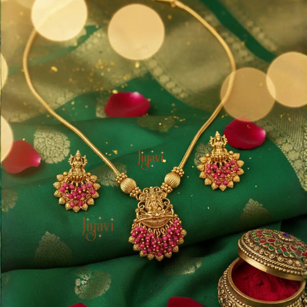 Laxmi Necklace Set