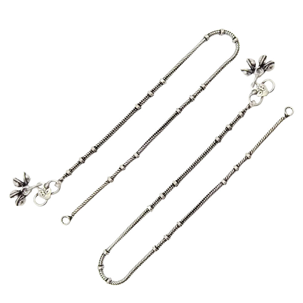 Jiyavi's "Bohemian Rhapsody" Oxidised Silver-Toned Anklets for woman