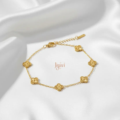 Lucky Clover Charm Bracelet