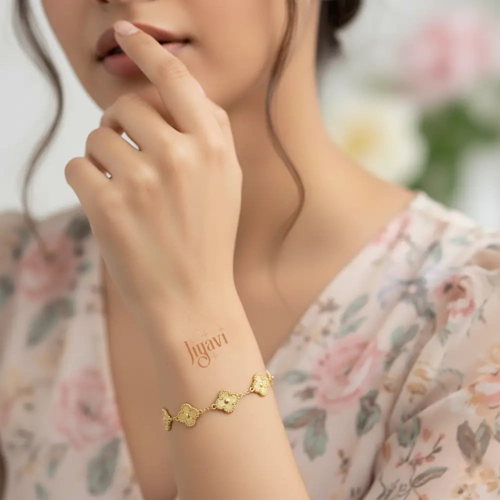 Lucky Clover Charm Bracelet