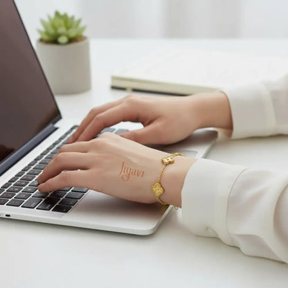 Lucky Clover Charm Bracelet