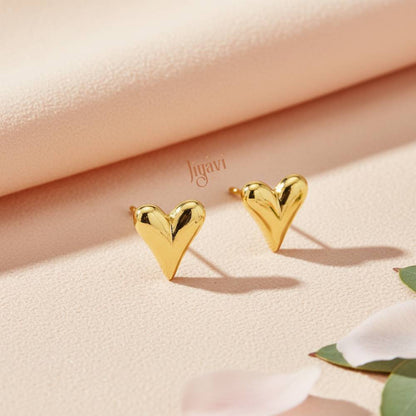 Demi-Fine Sweetheart Stud Earring