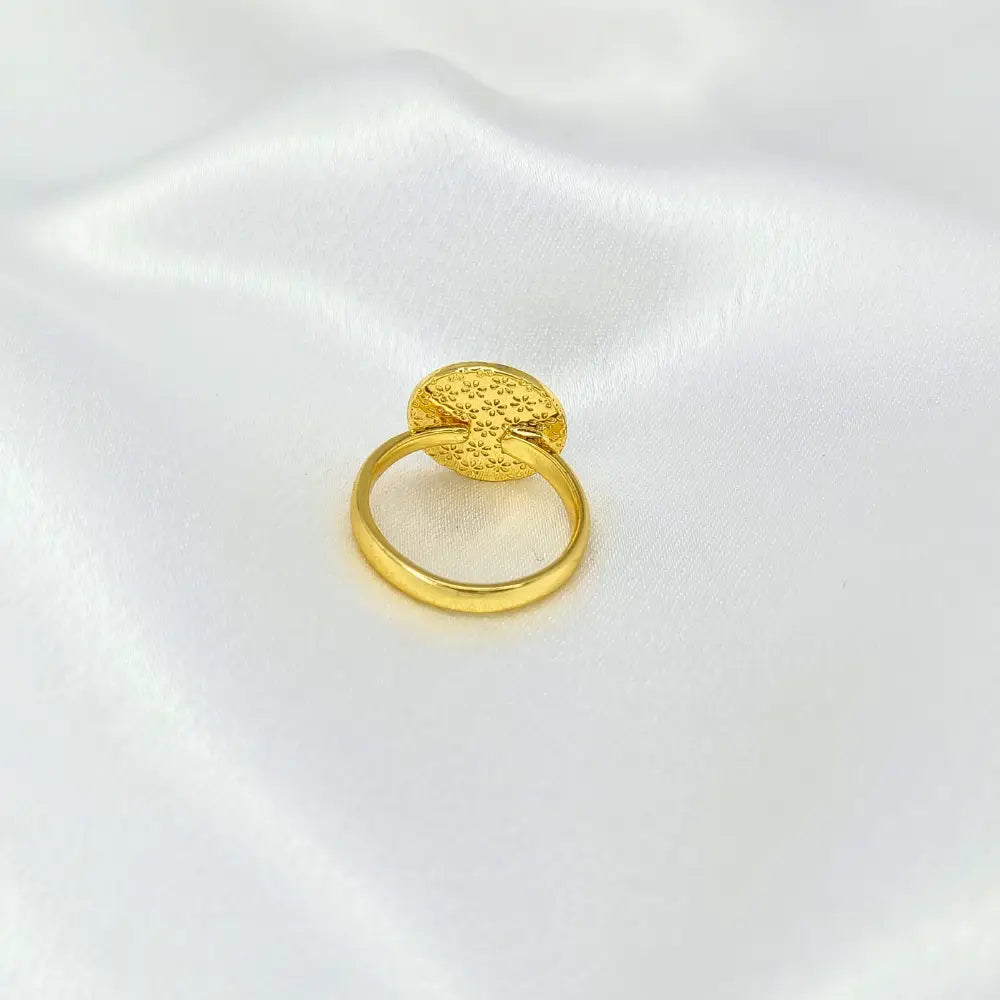 Anti tarnish Gold plated, demi fine, Ring on satin background
